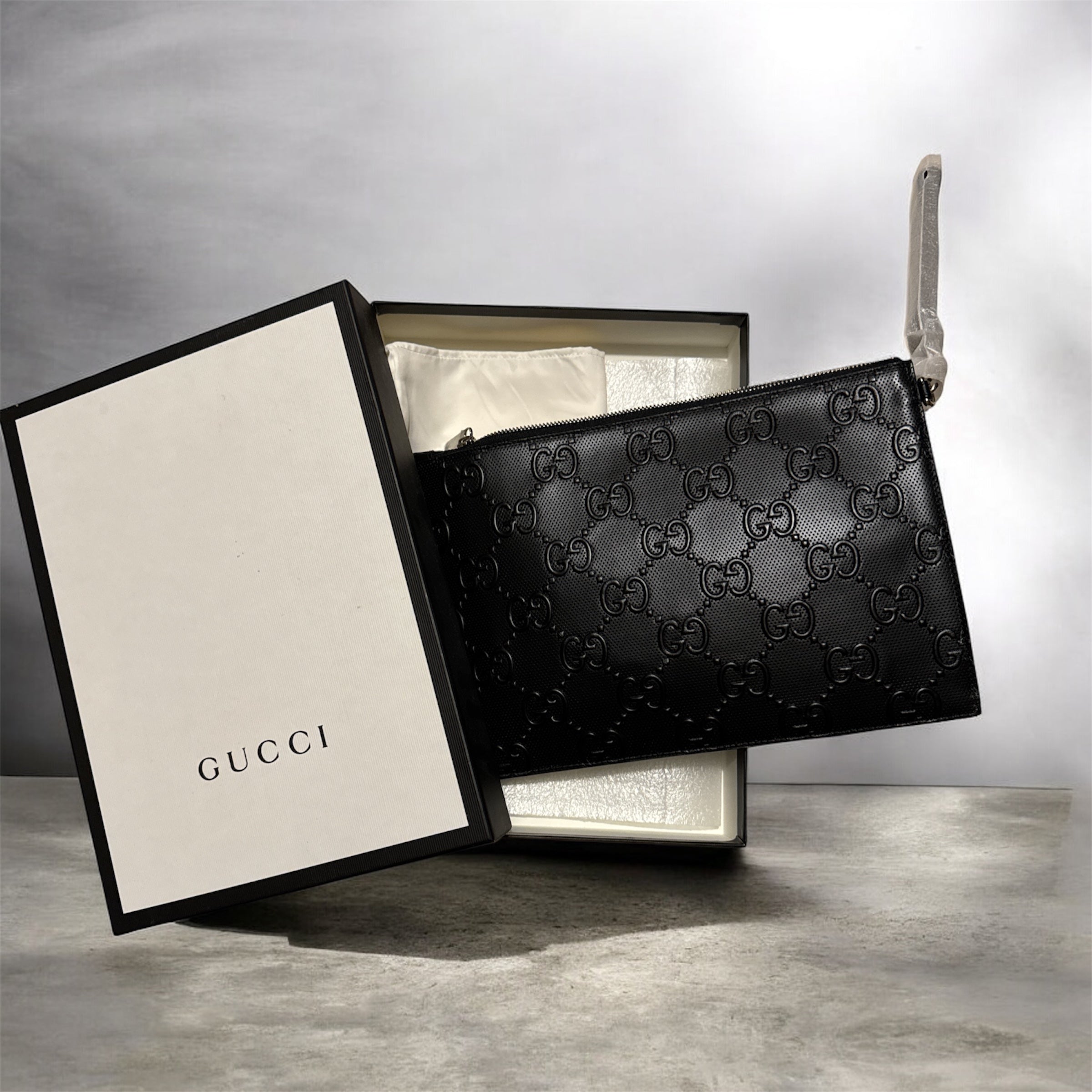 👜 GUCCI Noir Pouch | All Black GG Monogram 👜
✅ 100% Brand New · 100% Real Guaranteed ✅